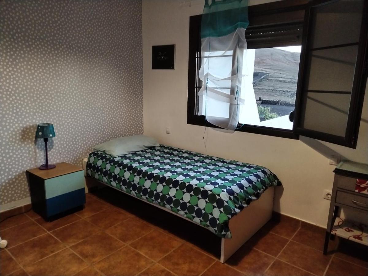 Lanzate Apartman Tinajo Kültér fotó